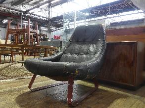 Lot 7