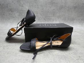 Lot 7
